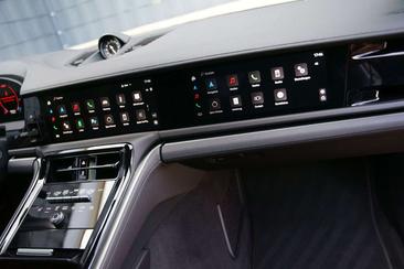 Porsche Panamera II E-Hybrid — photo 19