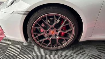 Porsche 992 II Carrera 4S — photo 33