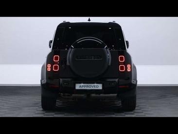 Land Rover Defender 110 D250 XDynamic SE Black — photo 6