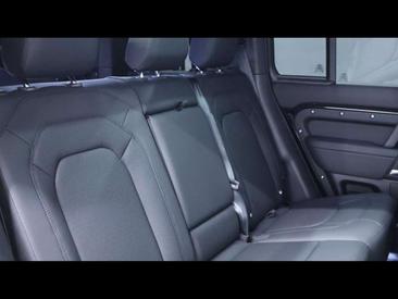 Land Rover Defender 110 D250 XDynamic SE Black — photo 14