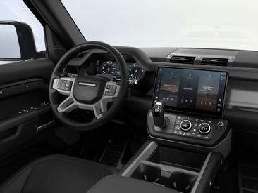 Land Rover Defender 110 D250 X-Dynamic SE PANO AHK Matrix Green — photo 4