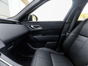 Land Rover Range Rover Velar Belgravia Edition PHEV 2.0 P400e AWD — photo 45