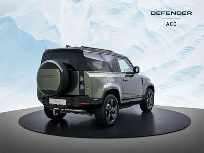 Land Rover Defender 90 D250 X-Dynamic SE