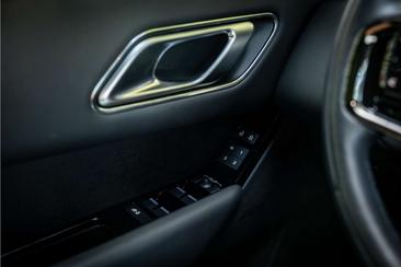 Land Rover Range Rover Velar Autobiography 2.0 P400e AWD — photo 13