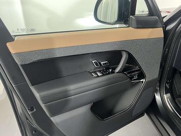Land Rover Range Rover Sport Autobiography P550e PHEV AWD — photo 18
