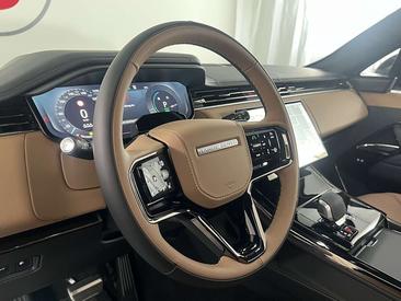 Land Rover Range Rover Sport Autobiography P550e PHEV AWD — photo 21
