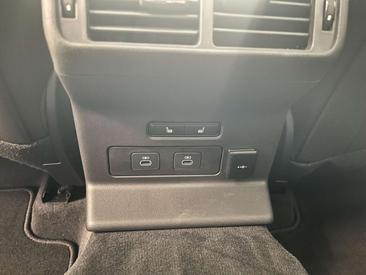 Land Rover Range Rover Velar P400E Belgravia Edition Grey — photo 15