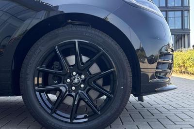 Land Rover Range Rover Velar P400e R-Dynamic Belgravia Edition Black