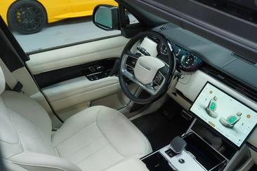Land Rover Range Rover Autobiography 3.0 P550e — photo 17