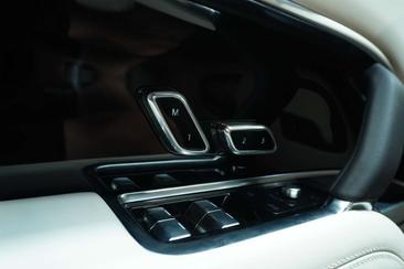 Land Rover Range Rover Autobiography 3.0 P550e — photo 20