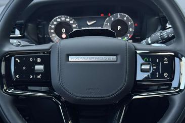 Land Rover Range Rover Velar P400e R-Dynamic Belgravia Edition Black — photo 15