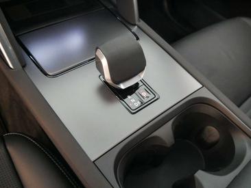 Land Rover Discovery Sport D165 Dynamic SE — photo 9