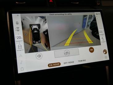 Land Rover Discovery Sport D165 Dynamic SE — photo 11