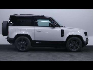 Land Rover Defender 90 D250 X-Dynamic SE Grey — photo 4