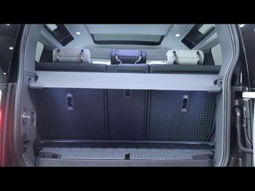 Land Rover Defender 90 D250 X-Dynamic SE Grey — photo 7