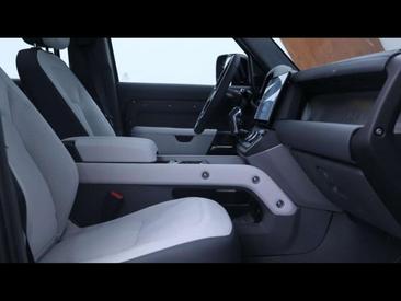 Land Rover Defender D350 X-Dynamic HSE Green — photo 11