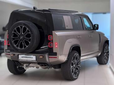 Land Rover Defender 110 OCTA Bronze 4.4 V8 635 CV AWD Auto — photo 2