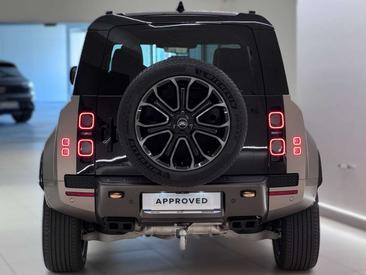 Land Rover Defender 110 OCTA Bronze 4.4 V8 635 CV AWD Auto — photo 7