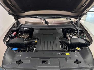 Land Rover Defender 110 OCTA Bronze 4.4 V8 635 CV AWD Auto — photo 13