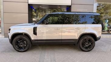 Land Rover Defender 110 Grey 3.0D L6 MHEV S AWD Aut. 250 — photo 6