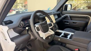 Land Rover Defender 110 Grey 3.0D L6 MHEV S AWD Aut. 250 — photo 10