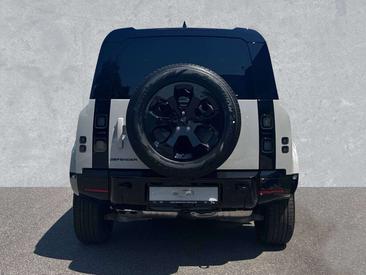 Land Rover Defender 110 D250 X-Dynamic SE Grey — photo 7