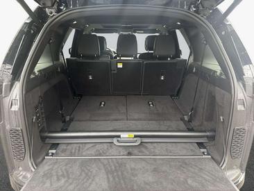 Land Rover Discovery Dynamic HSE Black D350 — photo 11