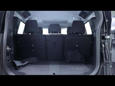 Land Rover Defender 110 D200 AWD Auto S — photo 7