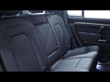 Land Rover Defender 110 D200 AWD Auto S — photo 14