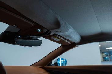 Aston Martin DB12 Volante — photo 6