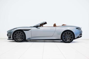 Aston Martin DB12 Volante — photo 11