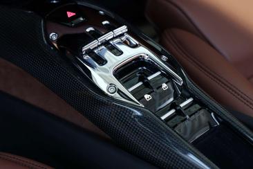 Ferrari 296 GTS — photo 10