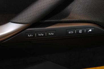 Ferrari 296 GTS — photo 11