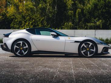 Ferrari 12 Cilindri — photo 6
