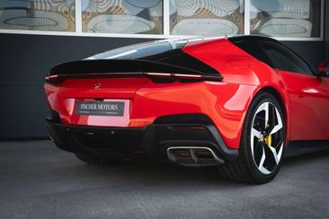 Ferrari 12 Cilindri — photo 6