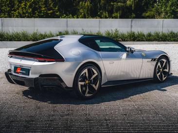 Ferrari 12 Cilindri — photo 7