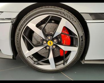 Ferrari 12 Cilindri — photo 7