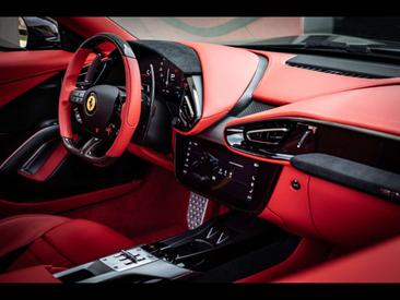 Ferrari 12 Cilindri — photo 13