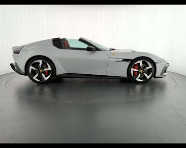 Ferrari 12 Cilindri — photo 9