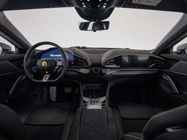 Ferrari Purosangue — photo 9