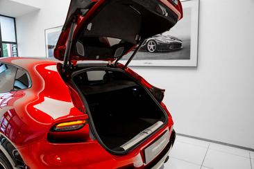 Ferrari Purosangue — photo 32