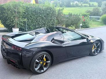 Ferrari SF90 Spider — photo 6