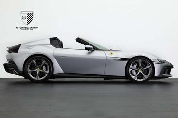 Ferrari 12 Cilindri — photo 7