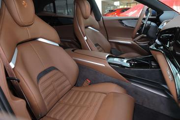 Ferrari Purosangue — photo 11