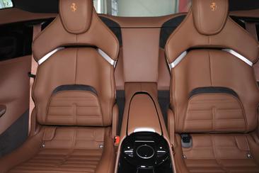 Ferrari Purosangue — photo 14