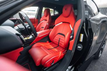 Ferrari Purosangue — photo 6