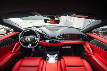 Ferrari Purosangue — photo 11