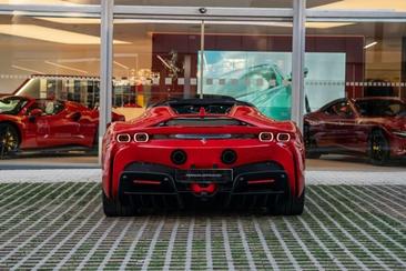 Ferrari SF90 Spider — photo 4