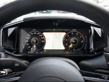 Aston Martin Vanquish Full Carbone — photo 15