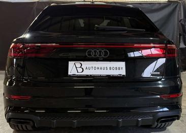 Audi Q8 Black 60 TFSI E — photo 13